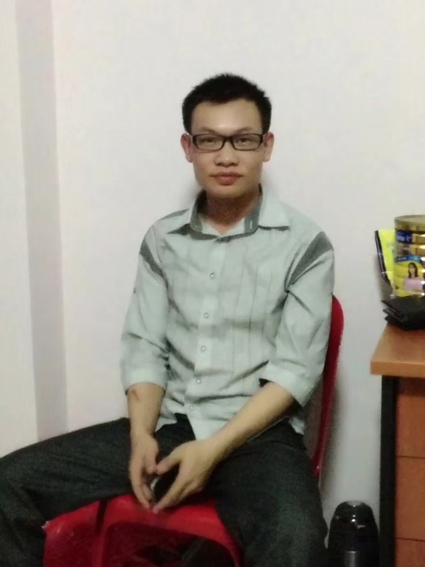坚强不屈的第一张照片--湖南残疾人相亲网