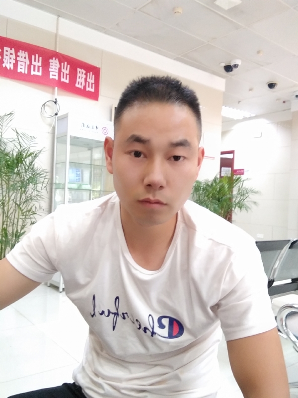 小少的第二张照片--湖南残疾人相亲网