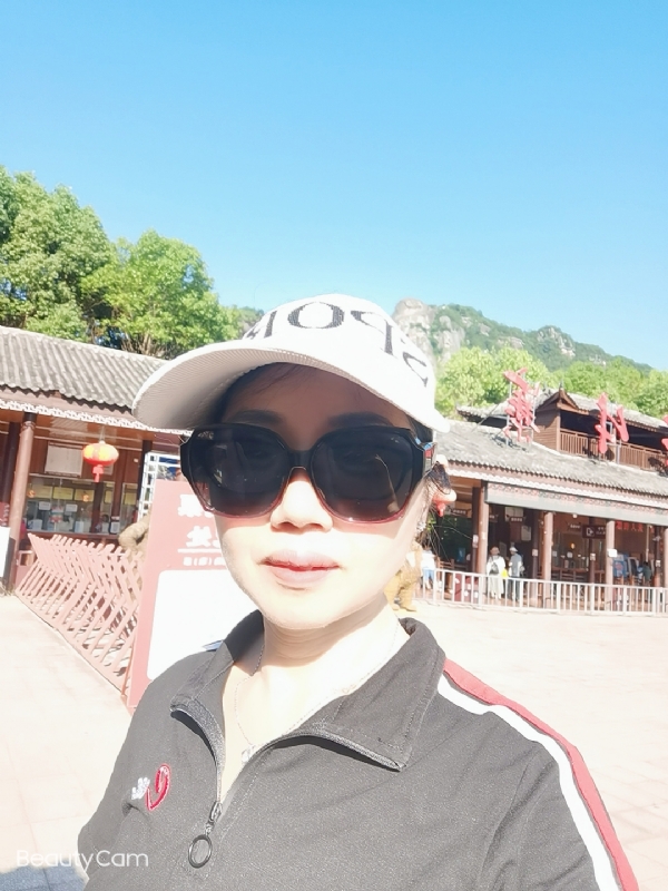 山百合的第一张照片--湖南残疾人相亲网
