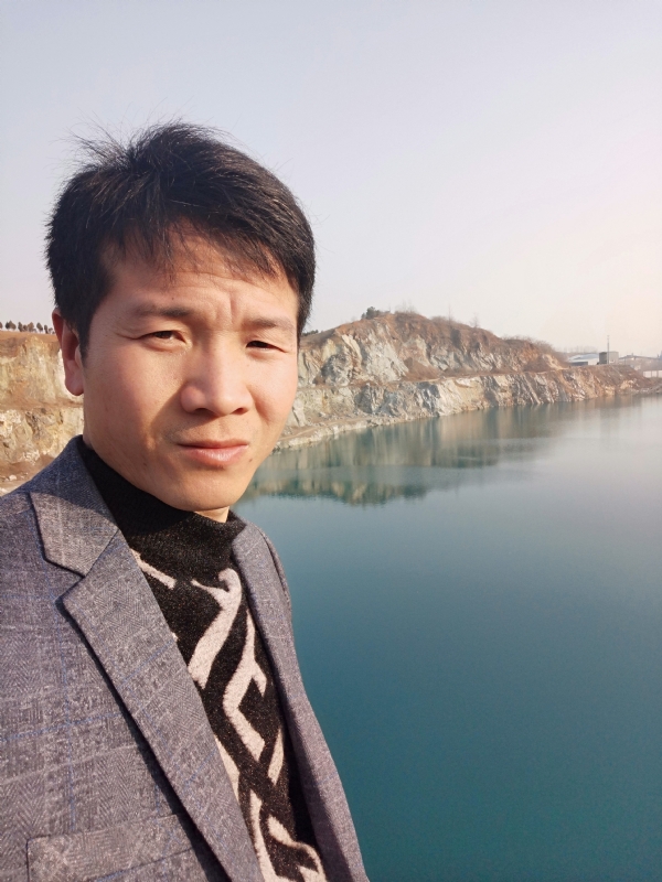 寒夜的第二张照片--湖南残疾人相亲网