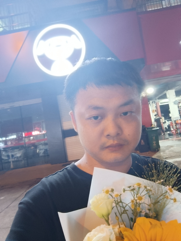 小陈的第一张照片--湖南残疾人相亲网