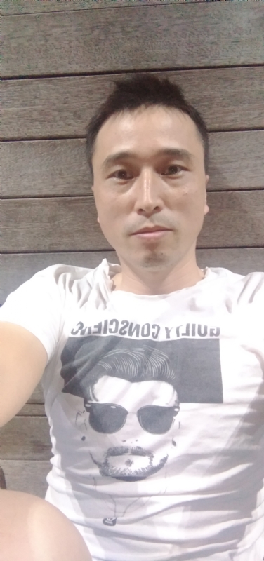 笑看一切的第一张照片--湖南残疾人相亲网